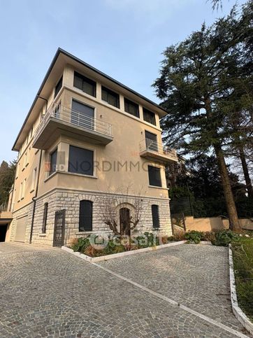 Attico/mansarda in residenziale in 