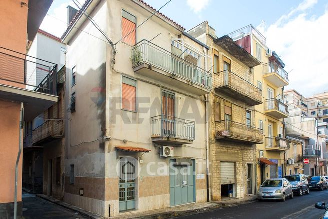 Casa indipendente in residenziale in Via Solferino 24