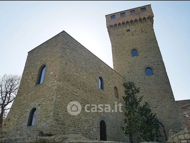 Rustico/casale in residenziale in 