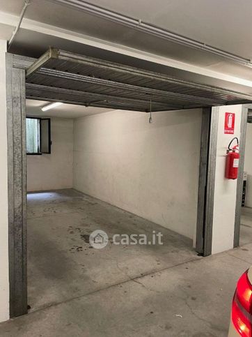 Box/posto auto in residenziale in Via Piave