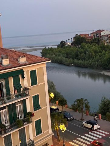 Appartamento in residenziale in Via Roma 5