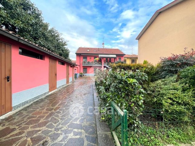 Appartamento in residenziale in Via Giacomo Puccini 15