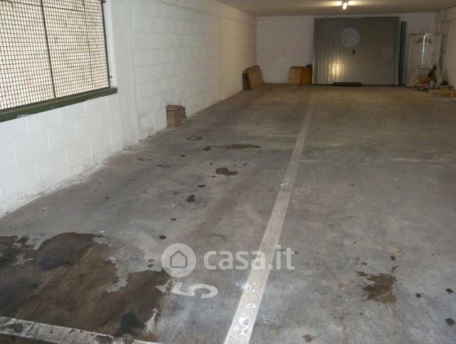 Garage/posto auto in residenziale in Via Giuseppe Belardinelli 20