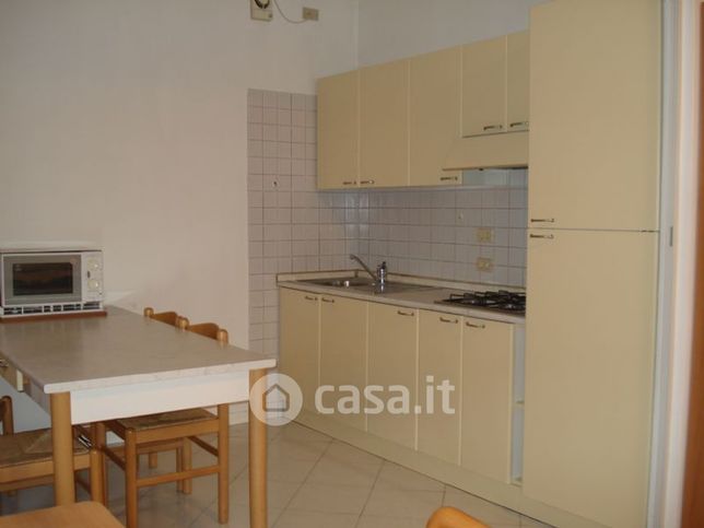 Appartamento in residenziale in Via Caldarese 7