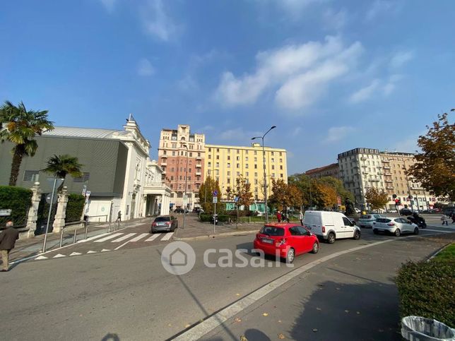 Garage/posto auto in residenziale in Piazza Piemonte 14