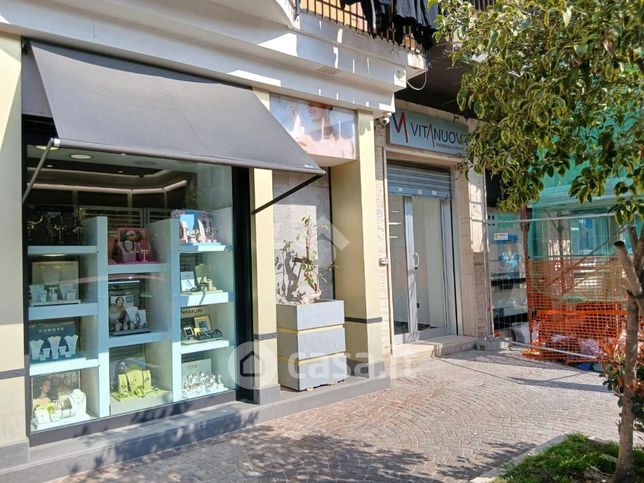 Appartamento in residenziale in Via Felice Terracciano 21