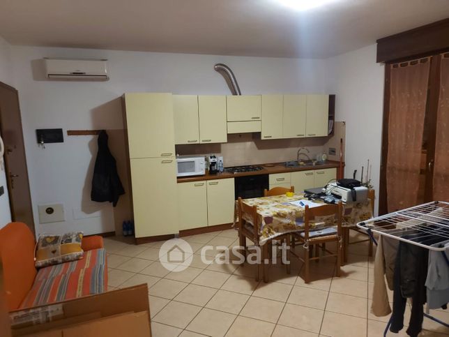 Appartamento in residenziale in Via Carlo Dionisotti