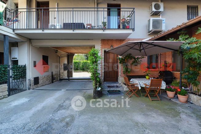 Appartamento in residenziale in Via Valassina 21