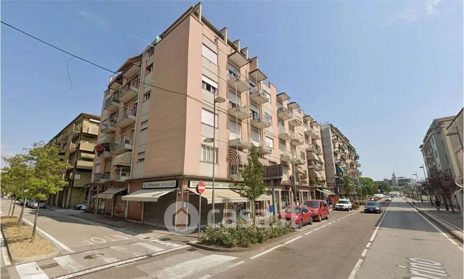 Appartamento in residenziale in Via Torino 35