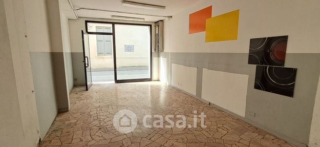 Capannone in commerciale in Via Chiesa