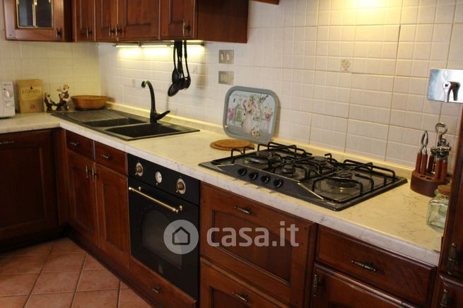 Appartamento in residenziale in Via Giuseppe Giacosa 7