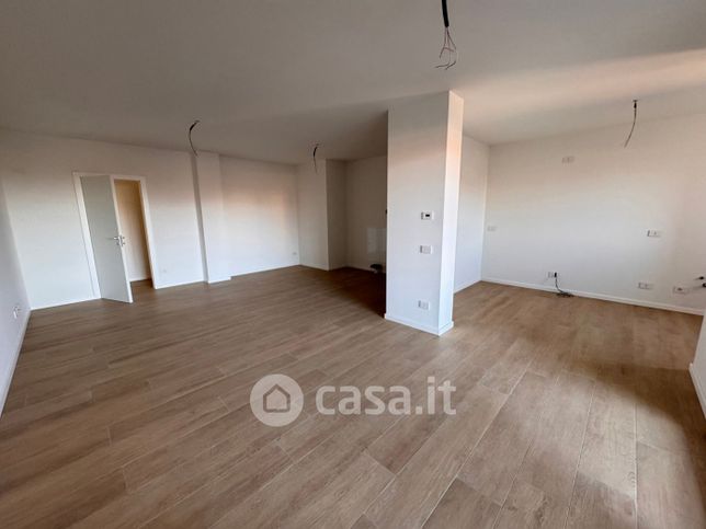 Appartamento in residenziale in Via XXV Aprile 9