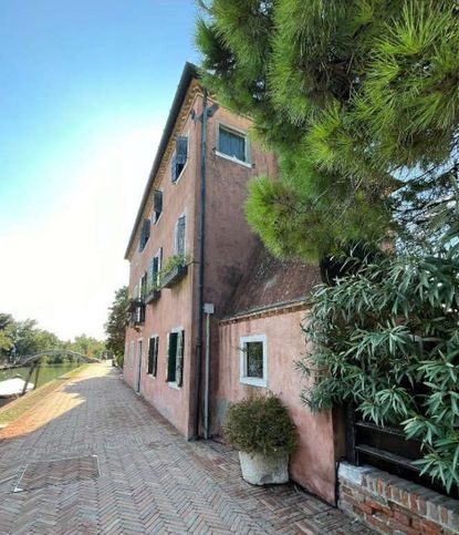 Casa indipendente in residenziale in Fondamenta dei Borgognoni 9