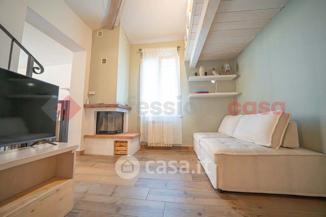 Appartamento in residenziale in Vicolo Mincio 20