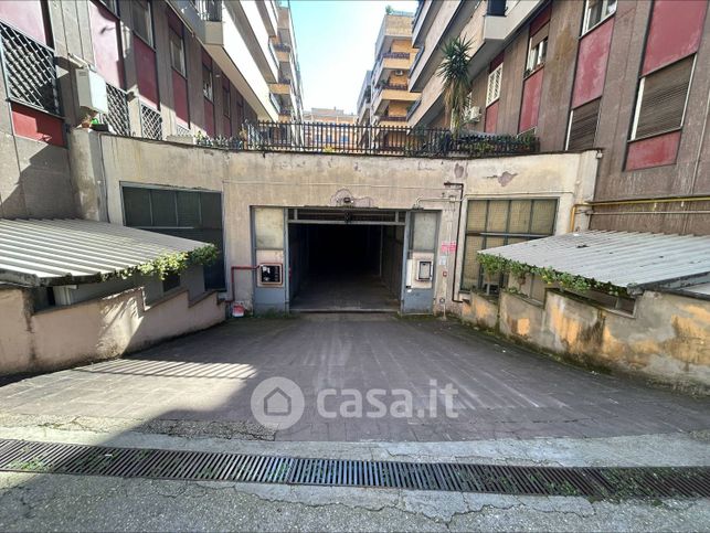 Garage/posto auto in residenziale in Via Conca d'Oro 314