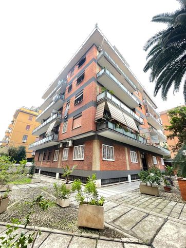 Appartamento in residenziale in Via dei Castani