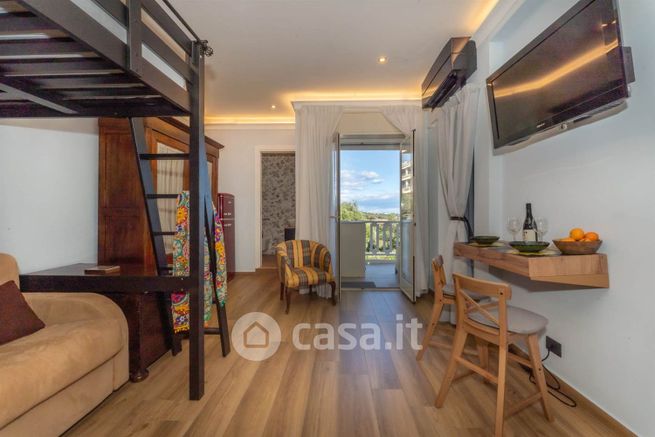 Appartamento in residenziale in Via Litteri 268