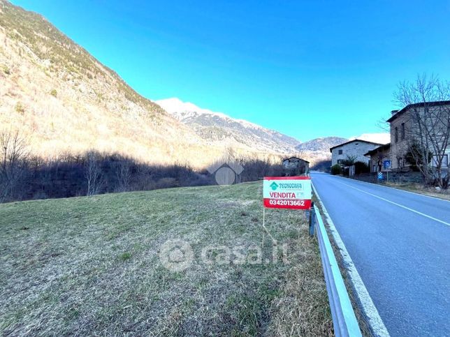 Terreno edificabile in residenziale in Via Stelvio 1