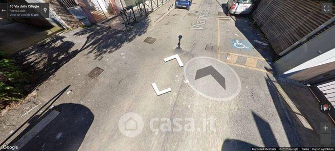 Box/posto auto in residenziale in Via delle Ciliegie