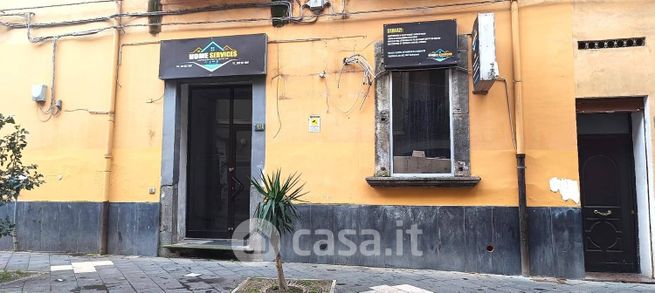 Ufficio in commerciale in Via Francesco Solimena 61
