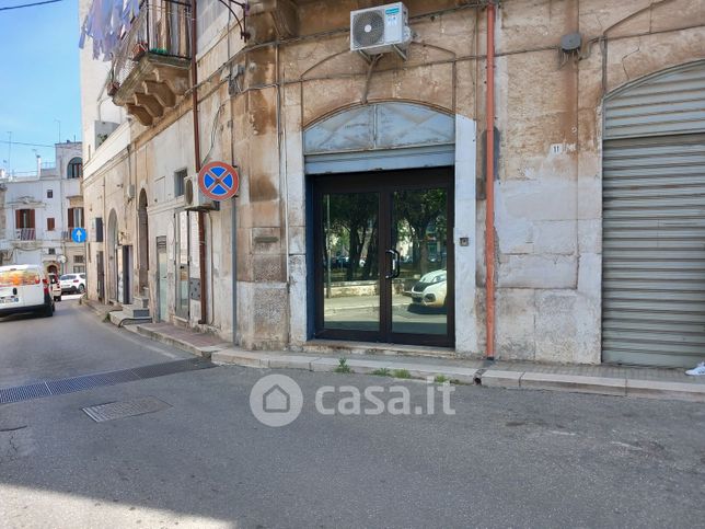 Ufficio in commerciale in Piazza Curtatone e Montanara