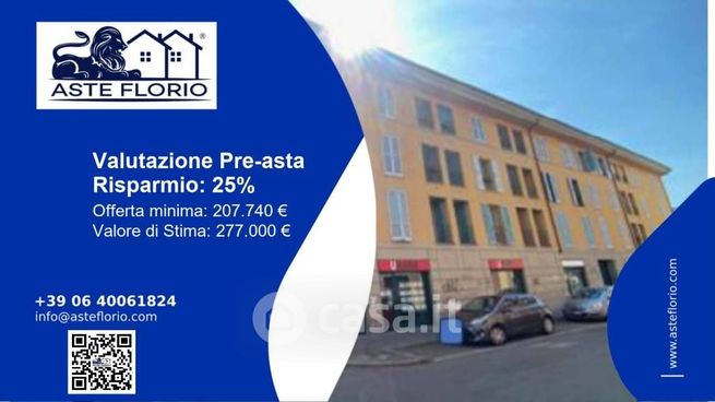 Appartamento in residenziale in Via Ugo Foscolo 3