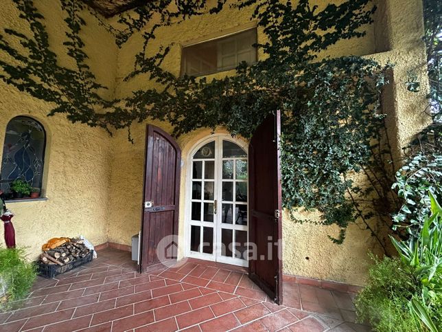 Appartamento in residenziale in Via Palvotrisia