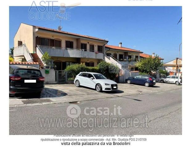 Terreno agricolo in commerciale in Via G. Brodolini 15