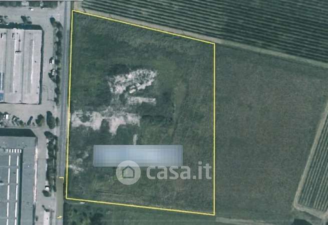 Terreno agricolo in commerciale in Via Chiesa Sud