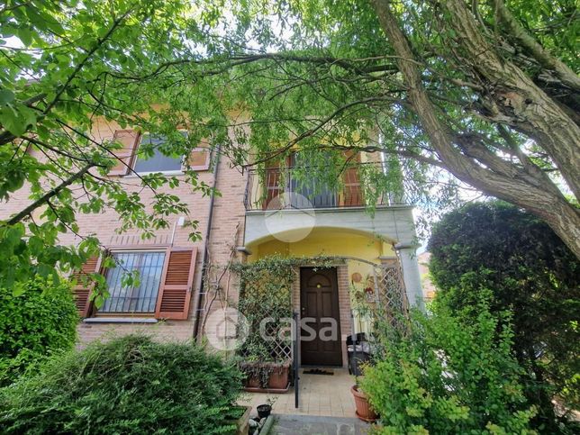 Villa in residenziale in Via Cavalieri di Vittorio Veneto 30