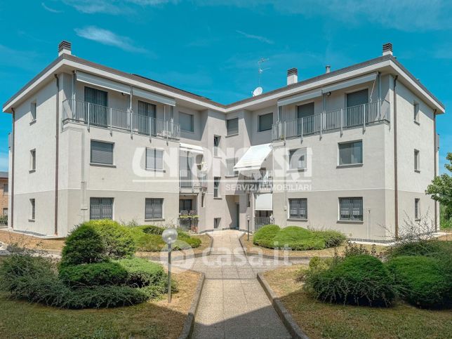 Appartamento in residenziale in Via Monte Bianco 54