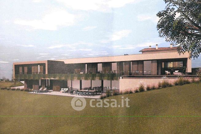 Terreno edificabile in residenziale in Via Calpena