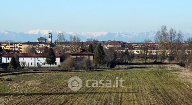 Terreno edificabile in residenziale in Via Milano
