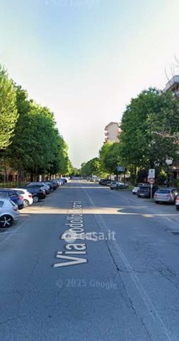 Box/posto auto in residenziale in Via Rodolfo Morandi
