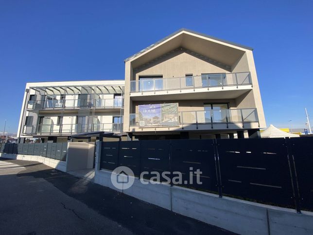 Appartamento in residenziale in Via Enrico De Nicola