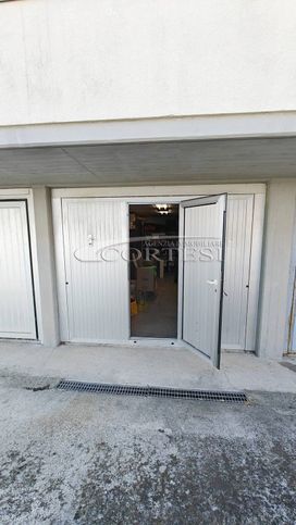 Box/posto auto in residenziale in Via Fratelli Zuccari 24