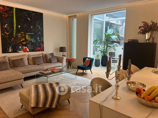 Appartamento in residenziale in Via Desiderio da Settignano 11