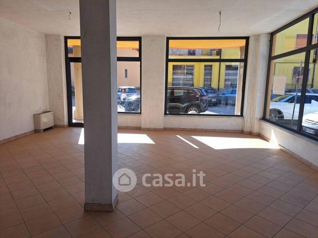 Attivitã /licenza (con o senza mura) in commerciale in Via Vecchia Frabosa 3