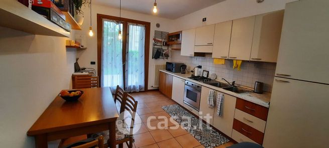 Appartamento in residenziale in Viale Italia