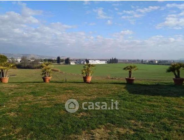 Terreno agricolo in commerciale in Via Sapienza