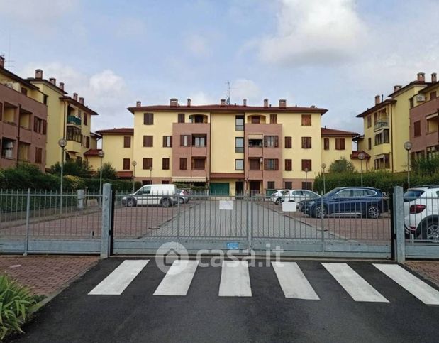 Box/posto auto in residenziale in Via Natalino Marchi