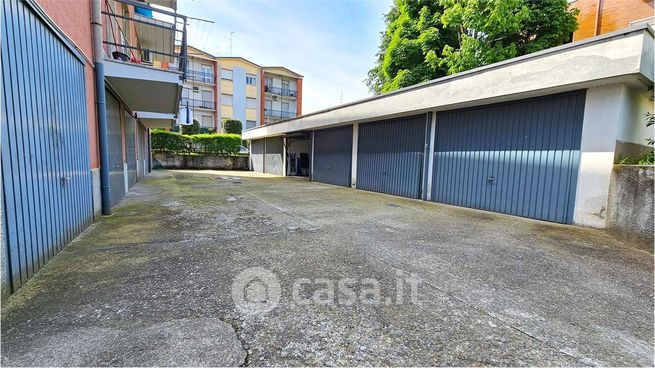 Box/posto auto in residenziale in 