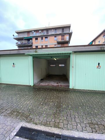 Garage/posto auto in residenziale in Via Marco Federici