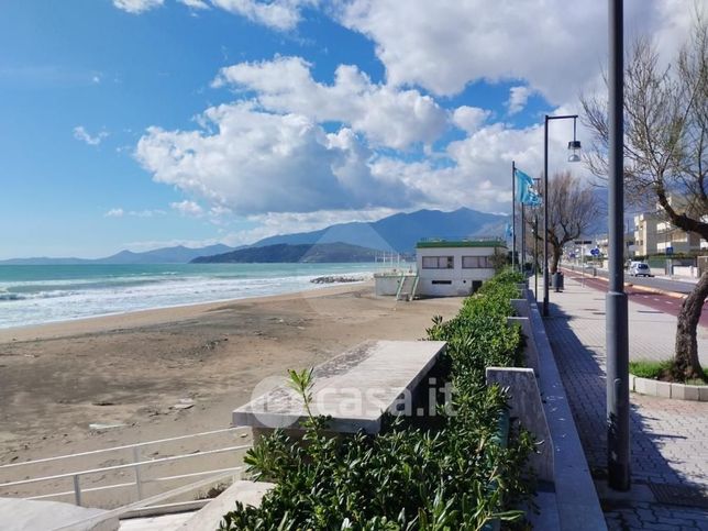 Appartamento in residenziale in Via Cristoforo Colombo 43