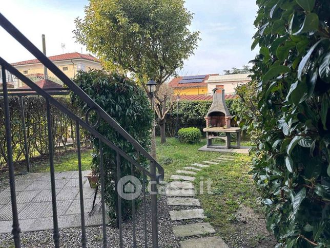 Villetta a schiera in residenziale in 