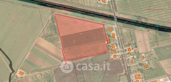 Terreno agricolo in commerciale in Strada Campovivo 653