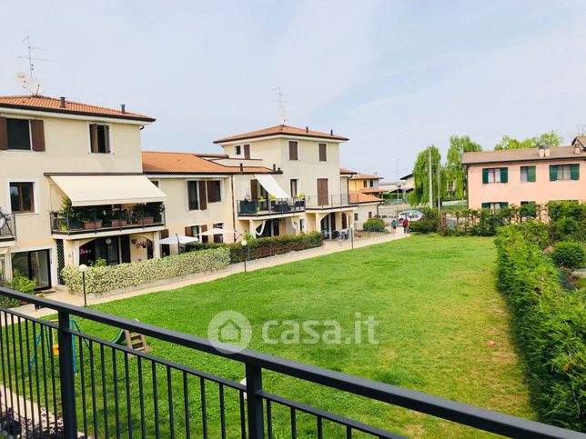 Appartamento in residenziale in Via Villafontana