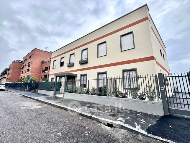 Appartamento in residenziale in Via Paolo Giacometti 11