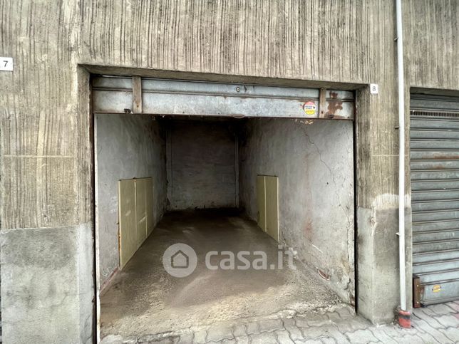 Box/posto auto in residenziale in Corso Orbassano 286