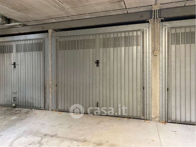 Garage/posto auto in residenziale in Via Risorgimento